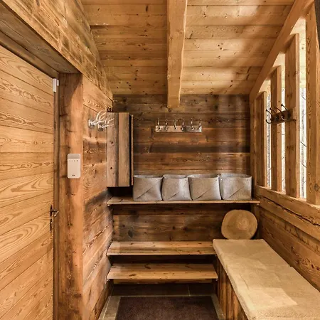 Ferme Des Glaciers By Pangea Services - Hot Tub, Games Room, Charm, View Chamonix